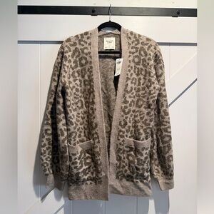 Abercrombie & Fitch Beige Patterned Cardigan